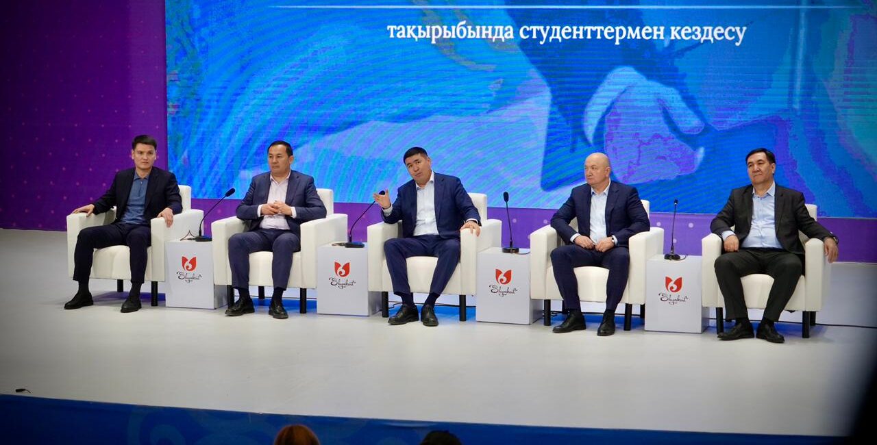 Послы перемен: молодёжь Шымкента выступила за Закон и Порядок