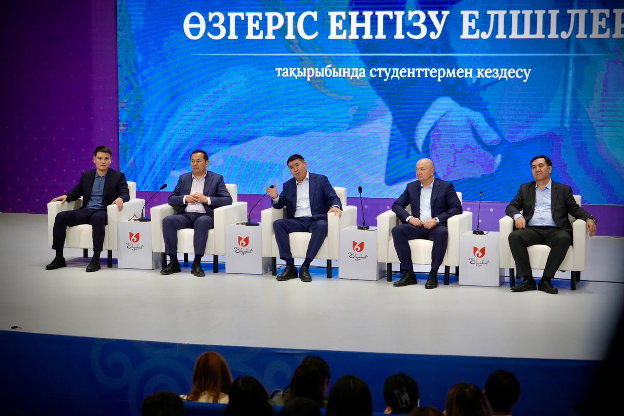 Послы перемен: молодёжь Шымкента выступила за Закон и Порядок