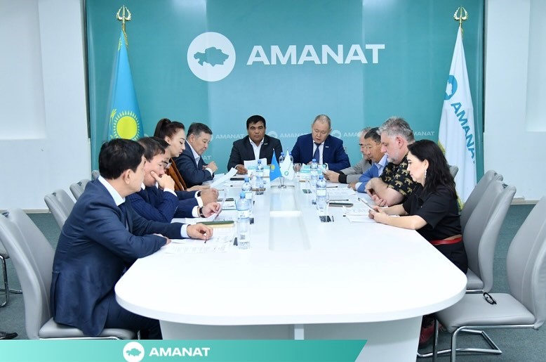 «AMANAT» ПАРТИЯСЫ: «6 СЫБАЙЛАС ЖЕМҚОРЛЫҚ ТӘУЕКЕЛІ АНЫҚТАЛДЫ»