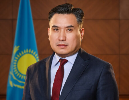 Еңбек және халықты әлеуметтік қорғау министрі болып тағайындалды