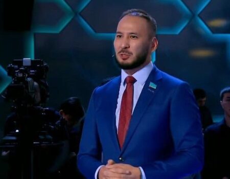 Айдарбек Қожаназаров: Цифрлық дербес деректерді қорғау мәселесін Ата заңымызда белгілеу маңызды болды