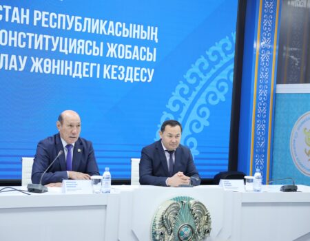Ата заң – елдік мүдденің айнасы: Шымкентте ардагерлер Жаңа Конституция жобасына қолдау білдірді