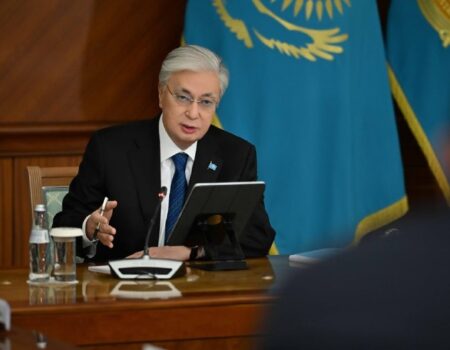 ЖАҢА КОНСТИТУЦИЯ – АДАМ ҚҰҚЫҒЫН ҚОРҒАУҒА НЕГІЗДЕЛГЕН ЖАҢА ТАРИХИ БАҒЫТ