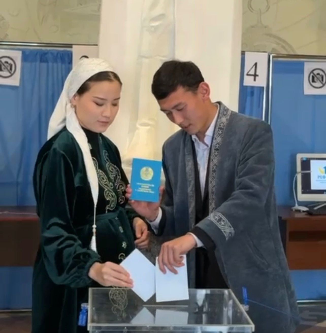 ШЫМКЕНТТЕ ЖАС ЖҰБАЙЛАР РЕФЕРЕНДУМҒА ҚАТЫСЫП, ӨЗ ТАҢДАУЛАРЫН ЖАСАДЫ