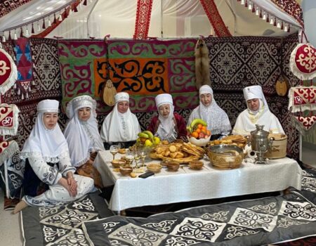 АҚ ЖАУЛЫҚТЫ ӘЖЕЛЕР ҰЙЫМДАСТЫРҒАН “ҚАЗАҚ АУЫЛЫ” – БЕРЕКЕНІҢ БЕЛГІСІ