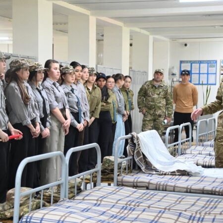 Армия – шыдамдылық пен тәртіп мектебі⁣⁣